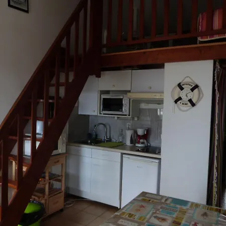 Maisonnette A Barbatre, 30m De La Pour 4 Pers - Fr-1-823-57